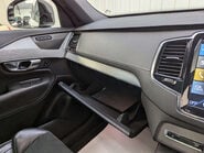 Volvo XC90 2.0 XC90 R-Design B5 MHEV AWD Auto 4WD 5dr 92