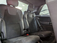 Volvo XC90 2.0 XC90 R-Design B5 MHEV AWD Auto 4WD 5dr 75