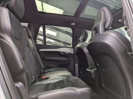 Volvo XC90 2.0 XC90 R-Design B5 MHEV AWD Auto 4WD 5dr 65