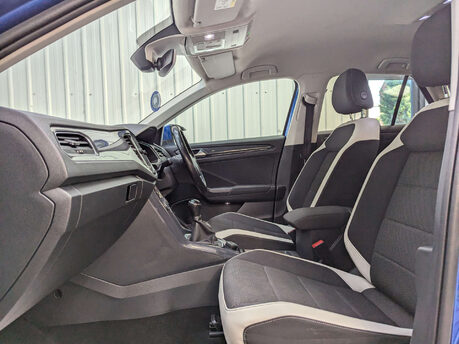 Volkswagen T-Roc 2.0 T-Roc SEL TDI 4Motion 4WD 5dr 58