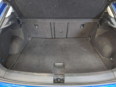 Volkswagen T-Roc 2.0 T-Roc SEL TDI 4Motion 4WD 5dr 44