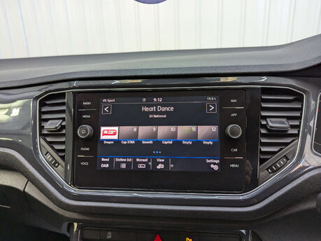 Volkswagen T-Roc 2.0 T-Roc SEL TDI 4Motion 4WD 5dr 92