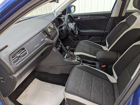 Volkswagen T-Roc 2.0 T-Roc SEL TDI 4Motion 4WD 5dr 55