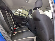 Volkswagen T-Roc 2.0 T-Roc SEL TDI 4Motion 4WD 5dr 64