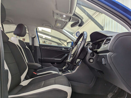 Volkswagen T-Roc 2.0 T-Roc SEL TDI 4Motion 4WD 5dr 52