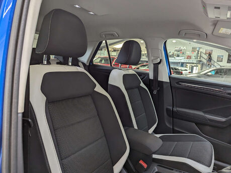 Volkswagen T-Roc 2.0 T-Roc SEL TDI 4Motion 4WD 5dr 51