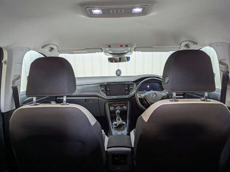 Volkswagen T-Roc 2.0 T-Roc SEL TDI 4Motion 4WD 5dr 46