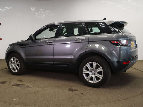 Land Rover Range Rover Evoque 2.0 Range Rover Evoque SE Tech eD4 5dr 13
