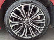 Toyota Corolla 2.0 Corolla Excel HEV CVT 5dr 33