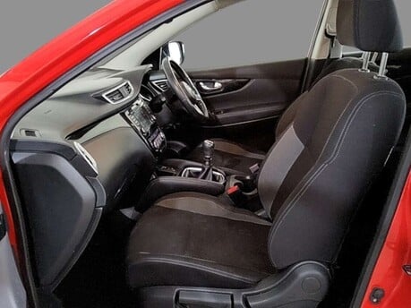 Nissan Qashqai 1.5 Qashqai Acenta Premium dCi 5dr 7