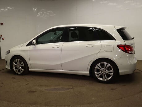 Mercedes-Benz B Class 2.1 B 200 Sport Exeutive D Auto 5dr 14