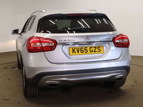 Mercedes-Benz GLA 2.1 GLA 200 Sport CDi Auto 5dr 11