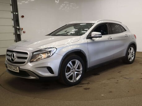 Mercedes-Benz GLA 2.1 GLA 200 Sport CDi Auto 5dr 21