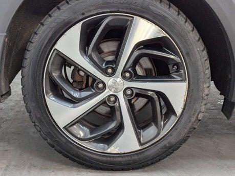 Hyundai TUCSON 1.7 Tucson Sport Edition 2WD CRDi 5dr 32