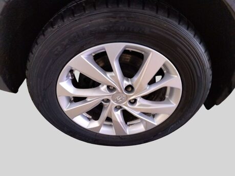 Hyundai TUCSON 1.6 Tucson SE Nav GDi 2WD 5dr 7