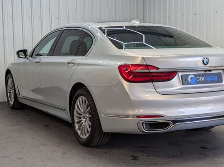 BMW 7 Series 3.0 730LD Exclusive Auto 4dr 33