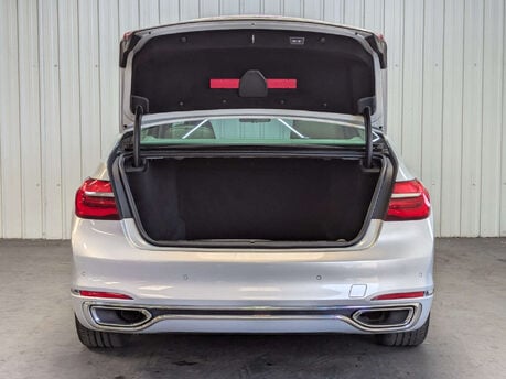 BMW 7 Series 3.0 730LD Exclusive Auto 4dr 43