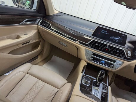 BMW 7 Series 3.0 730LD Exclusive Auto 4dr 46