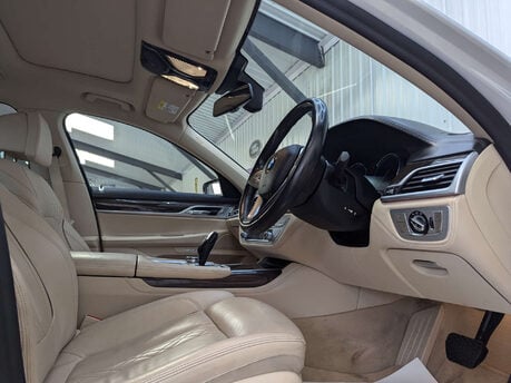 BMW 7 Series 3.0 730LD Exclusive Auto 4dr 49