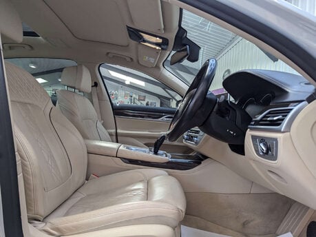 BMW 7 Series 3.0 730LD Exclusive Auto 4dr 51