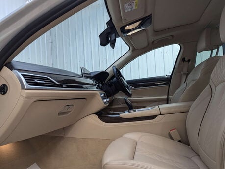 BMW 7 Series 3.0 730LD Exclusive Auto 4dr 55