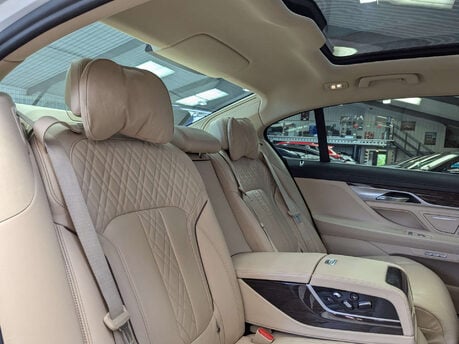 BMW 7 Series 3.0 730LD Exclusive Auto 4dr 61