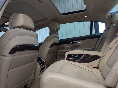 BMW 7 Series 3.0 730LD Exclusive Auto 4dr 66