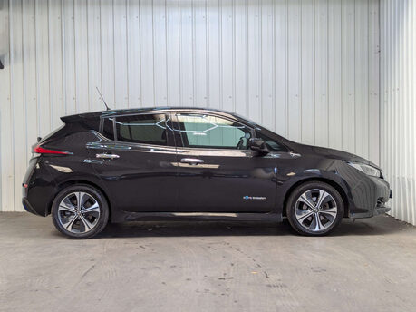 Nissan LEAF Leaf 2.Zero 5dr 17