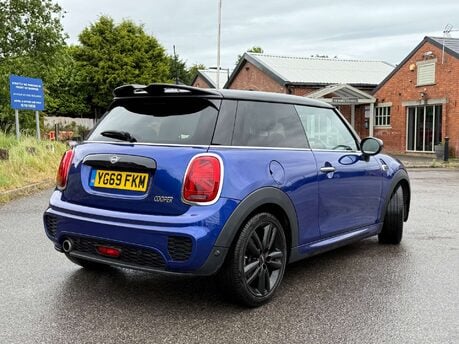 Mini Hatch 1.5 Cooper Sport Auto 3dr 9