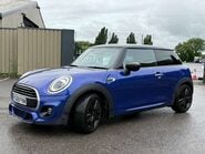 Mini Hatch 1.5 Cooper Sport Auto 3dr 13