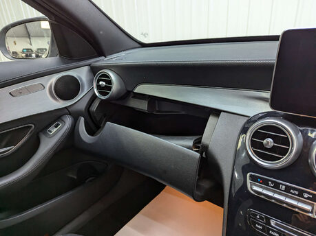 Mercedes-Benz C Class 2.1 C220 AMG Line Bluetec Auto 4dr 86