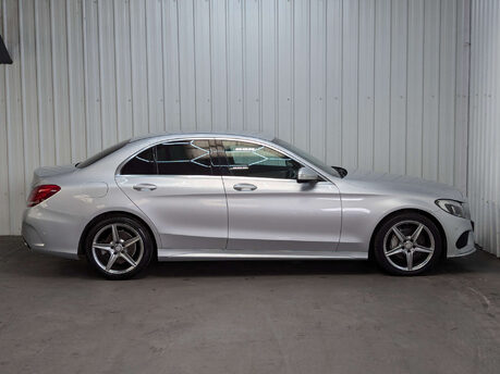 Mercedes-Benz C Class 2.1 C220 AMG Line Bluetec Auto 4dr 17