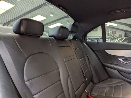 Mercedes-Benz C Class 2.1 C220 AMG Line Bluetec Auto 4dr 62