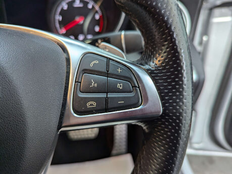 Mercedes-Benz C Class 2.1 C220 AMG Line Bluetec Auto 4dr 77
