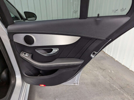 Mercedes-Benz C Class 2.1 C220 AMG Line Bluetec Auto 4dr 65