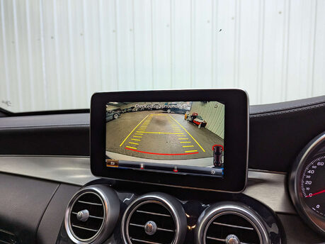 Mercedes-Benz C Class 2.1 C220 AMG Line Bluetec Auto 4dr 87