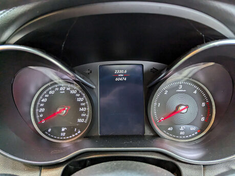 Mercedes-Benz C Class 2.1 C220 AMG Line Bluetec Auto 4dr 76