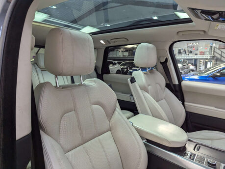 Land Rover Range Rover Sport 3.0 Range Rover Sport HSE Dynamic SDV6 Auto 4WD 5dr 49
