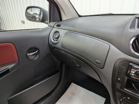 Citroen C2 1.6 C2 VTS HDi 3dr 74
