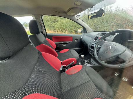 Citroen C2 1.6 C2 VTS HDi 3dr 9