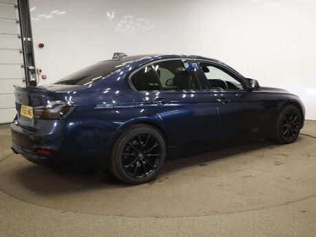 BMW 3 Series 2.0 320d xDrive Luxury Auto 4WD 4dr 9