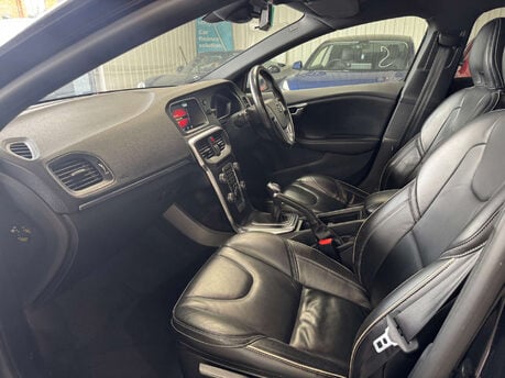 Volvo V40 2.0 V40 R-Design Pro D4 5dr 14