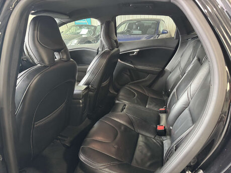 Volvo V40 2.0 V40 R-Design Pro D4 5dr 13