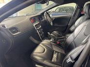 Volvo V40 2.0 V40 R-Design Pro D4 5dr 4