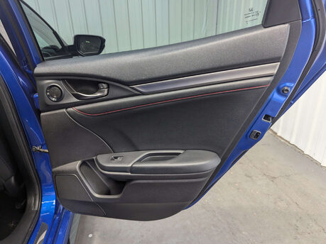 Honda Civic 1.0 Civic Sport Line VTec 5dr 39
