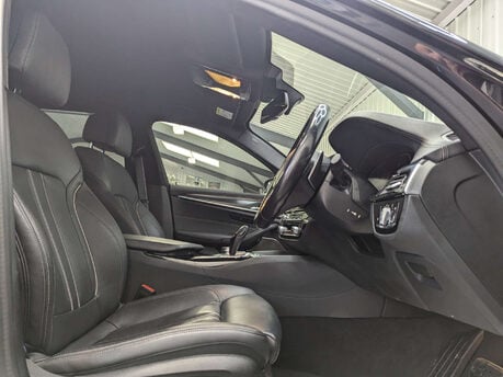 BMW 5 Series 2.0 520d M Sport MHEV Auto 5dr 53