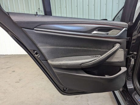 BMW 5 Series 2.0 520d M Sport MHEV Auto 5dr 74