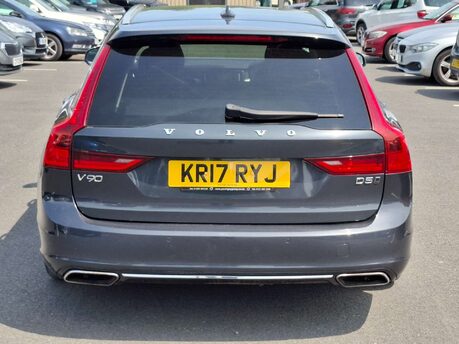 Volvo V90 2.0 V90 Inscription D5 PowerPulse AWD Auto 4WD 5dr 9