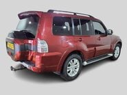 Mitsubishi Shogun 3.2 Shogun SG3 DI-D LWB Auto 4WD 5dr 19