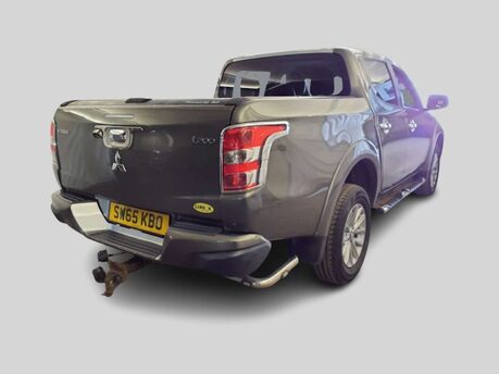 Mitsubishi L200 2.4 L200 Barbarian Double Cab DI-D Auto 4WD 5dr 10